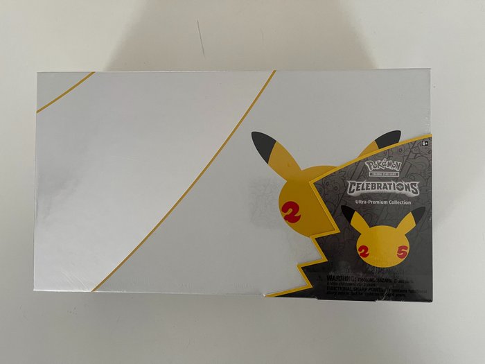 The Pokémon Company - Pokémon - Boîte Pokemon 25th Celebrations Ultra Premium Collection Box - 2021