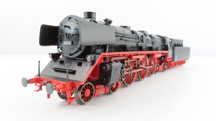 Märklin H0 - 39050 - Steam locomotive with tender - BR 05 - DB