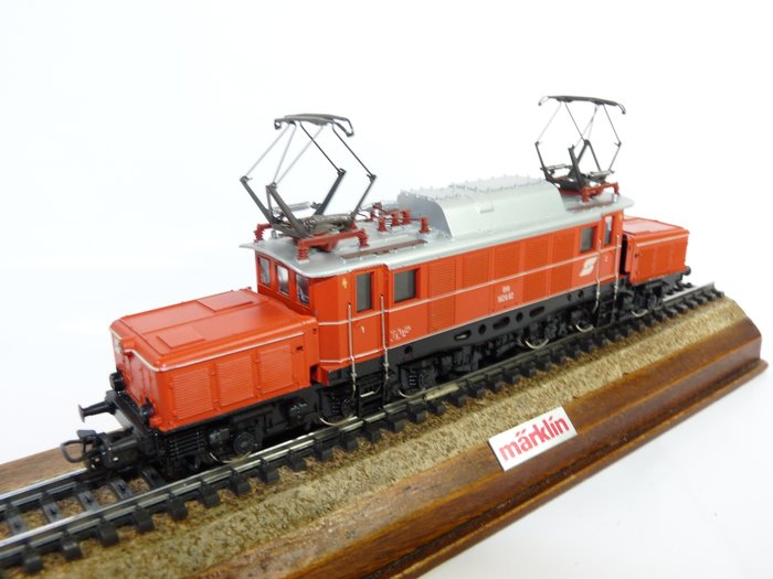 Märklin H0 - 33221 - Electric locomotive - Reihe 1020 - ÖBB