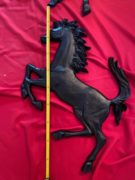 Image 2 of Decorative object - Ferrari Prancing Horse in black aluminium 90x60cm - Ferrari - After 2000