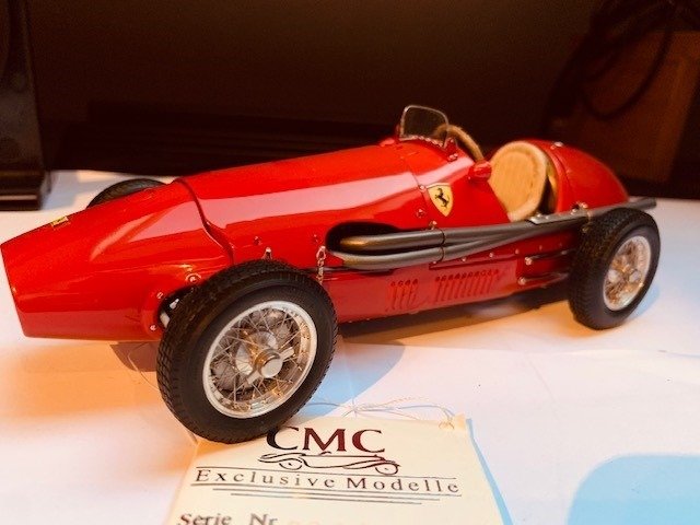 CMC - 1:18 - Ferrari F2  500 1953 - 2 times world champion
