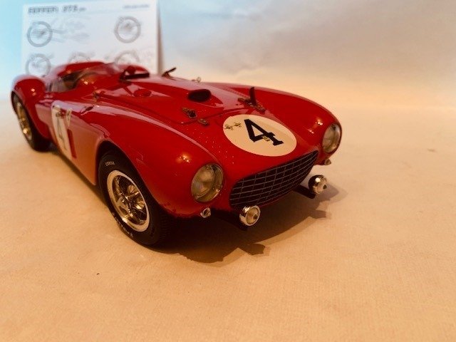 BBR - 1:18 - Ferrari 375 Plus 5.0L V12 Spider Team Scuderia Ferrari # 4 Winner 24h Le Mans 1954 - M.Trintignant - J.F.Gonza