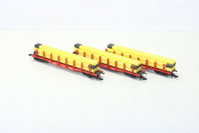 Märklin Z - 86552 - Freight wagon set - set of 3 stanchion wagon loaded with tubes - DB