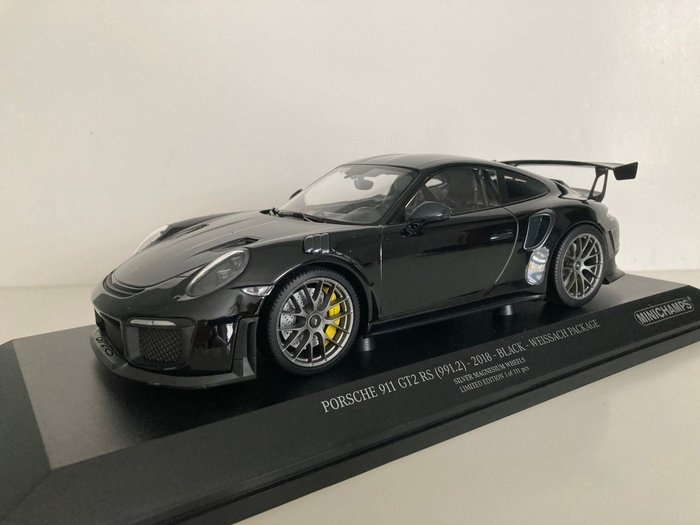 Minichamps - 1:18 - Porsche 911 (991 II) GT2 RS - Forfait Weissach 2018
