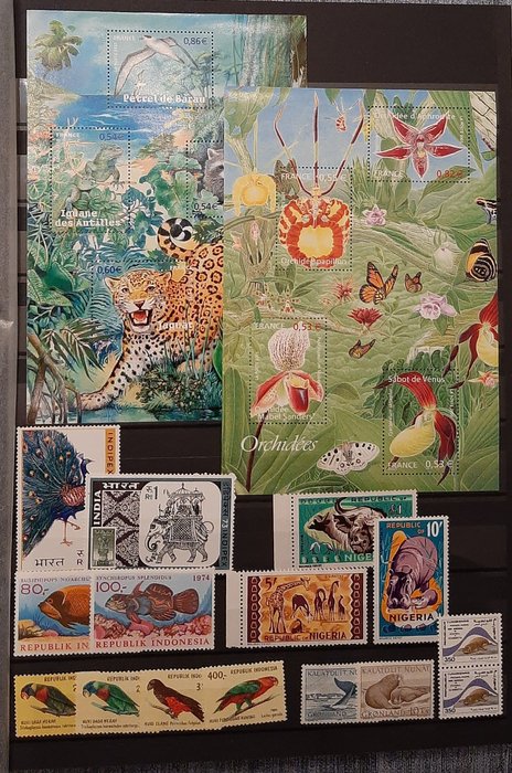 Monde - Animal themed stamps