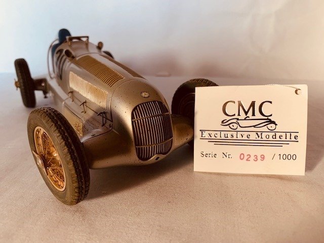 CMC - 1:18 - Mercedes Benz - F1 W25 Spider # 20 Winner ADAC Eifelrennen 1934 M.Von Brauchitsch - - Dirty Hero Version After Race 1000 Pieces Worldwide