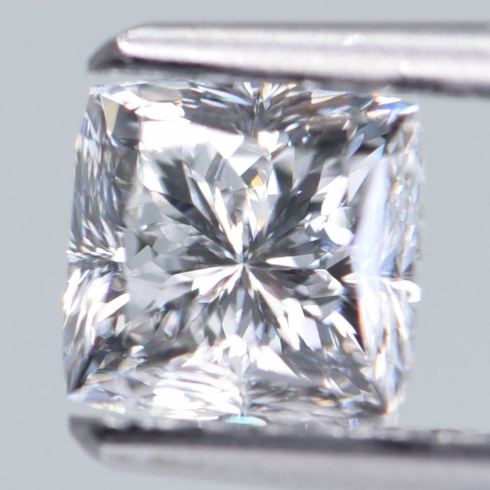 1 pcs Diamond - 0.72 ct - Princess - D (colourless) - VS1 EX  **No Reserve Price**