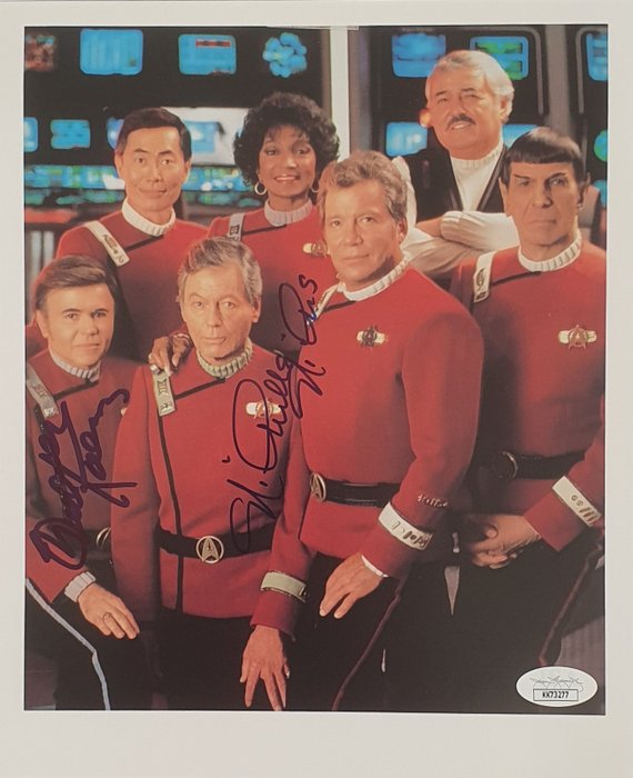 Star Trek - Double signed by Walter Koenig (Chekov) and Nichelle Nichols (Uhura) - Autografo, Foto, with COA