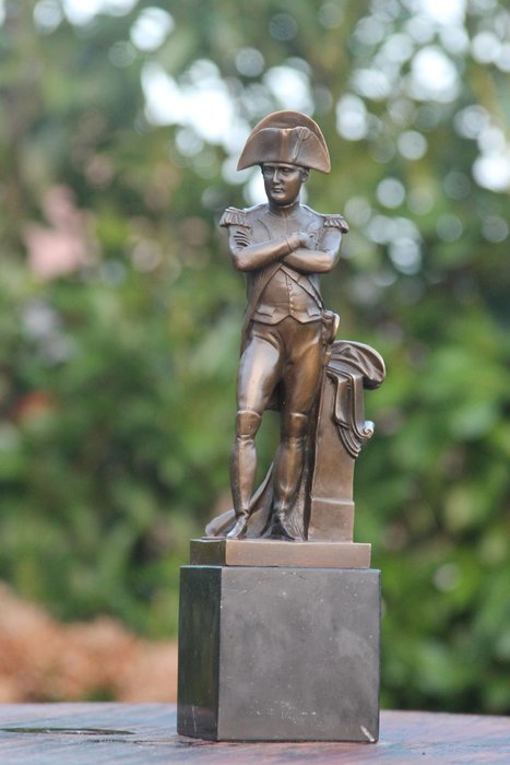 Figurină - napoleon - marmură de bronz
