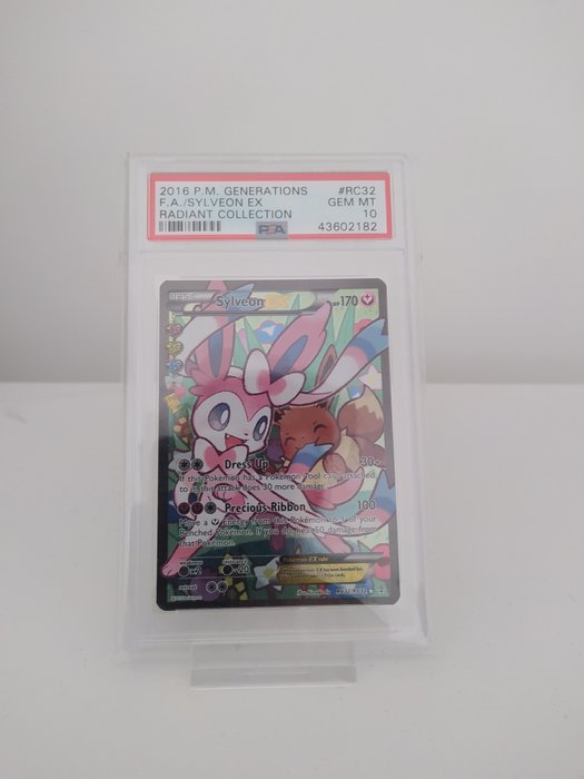 The Pokémon Company - Pokémon - Graded Card Sylveon EX RC32/RC32 PSA 10