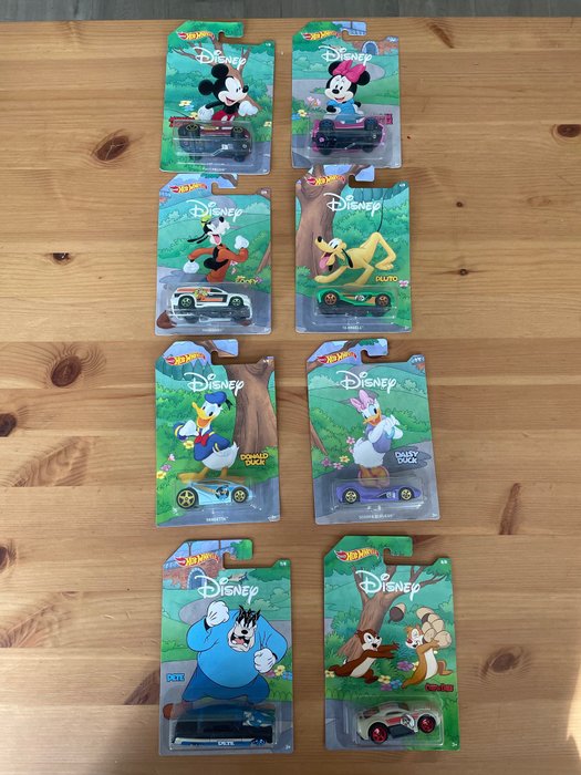 Hot Wheels - 1:64 - Coleção completa de 8 modelos na caixa original Disney