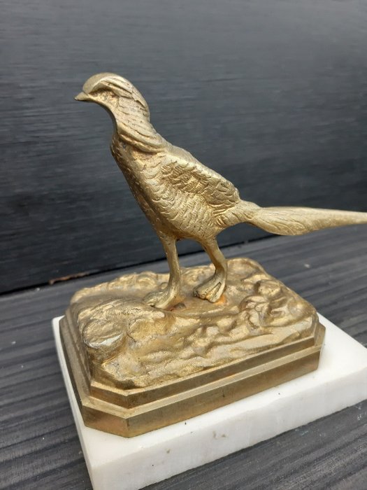 brass statue of a pheasant rooster on marble block (1) - messing en marmer