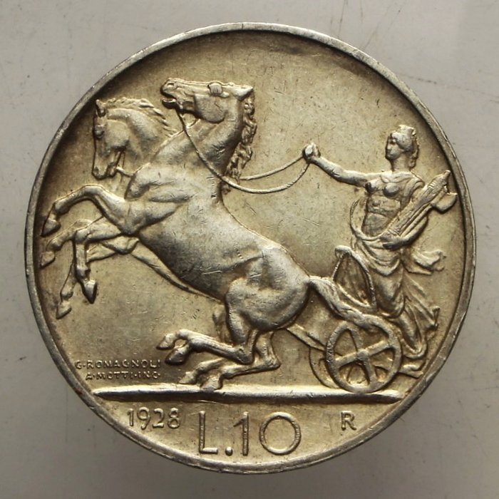 Italië, Koninkrijk Italië. Vittorio Emanuele III di Savoia (1900-1946). 10 Lire -Ag- 1928 "Biga" - 1 rosetta