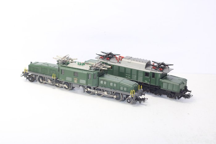 Märklin H0 - 3300 - Electric locomotive - Set of 2 "Crocodiles", anniversary edition; Be 6/8 III and BR 194 - DB, SBB
