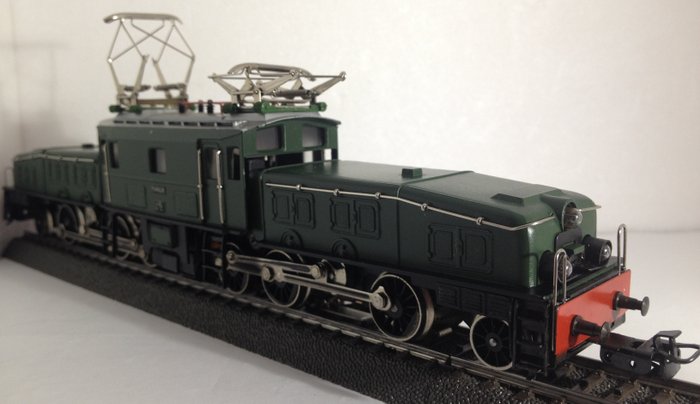 Märklin H0 - 3015 - Electric locomotive - Ce6/8, "Crocodile" - SBB-CFF