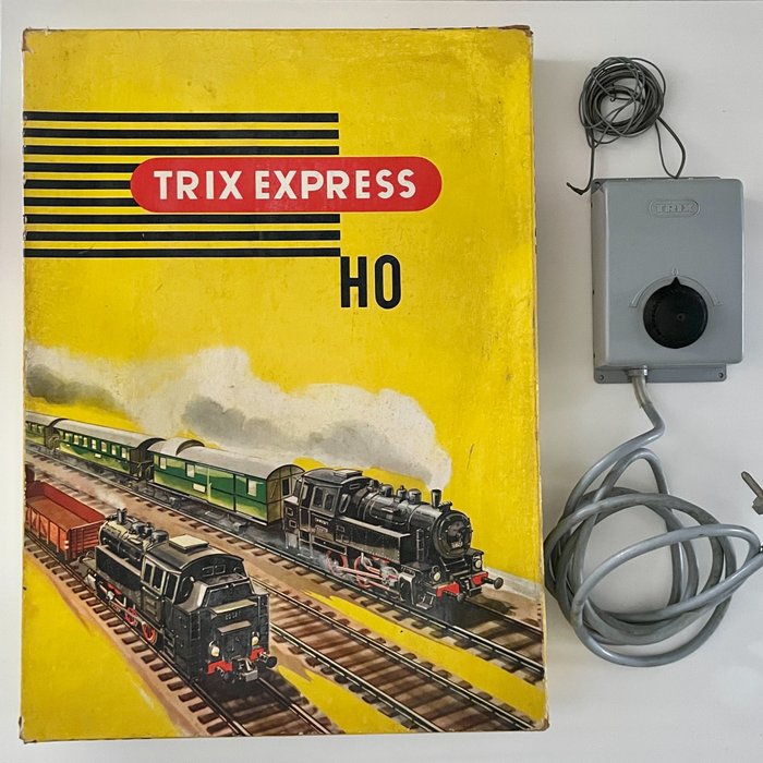 Trix Express H0 - Treinset - Startset met stoomloc, open wagens en rails plus trafo en ketelwagen Shell