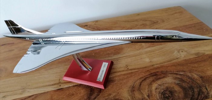 Francia - Caja de aviones Concorde 1969 30 cm