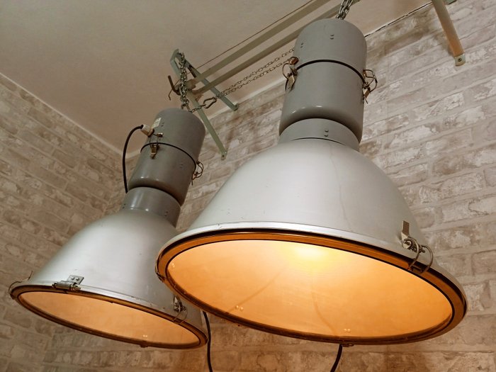 eLGO - Függő lámpa (2) - Vintage Loft gyári lámpa - Acél, Alumínium, Üveg