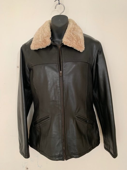 Pall Mall Leather jacket - Catawiki