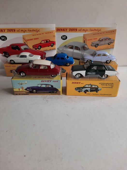 Atlas-Dinky Toys - 1:43 - No 530 Citroën DS19, No 551 Ford Taunus Polizei, No 547 Panhard PL 17, n., 24J, n. 24