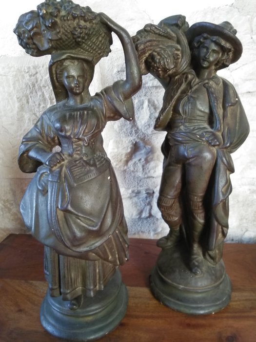 Sculpture, Ζευγάρι αγαλματίδια - χωρικοί (2) - Γύψος, οξείδωση χαλκού - 2ο μισό του 19ου αιώνα
