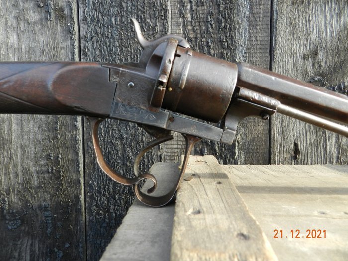 Belgio - XIX secolo - dalla metà alla fine - lefaucheux pinfire revolving rifle Liege - Herman Joseph Courard - Percussione a spillo (Lefaucheux) - Revolver - 12mm pinfire