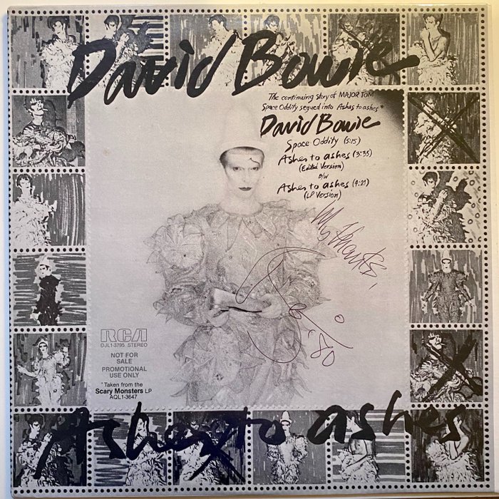 David Bowie - Rare Signed David Bowie "Ashes to Ashes" DJ promo Autograph - Maxi Single 12"inch - Premier pressage stéréo - 1980/1980