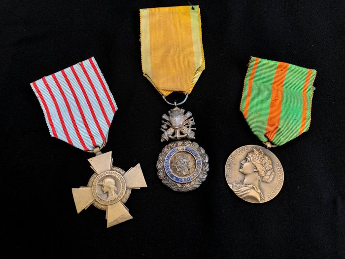 Francia - Lote de 3 medallas de la Segunda Guerra Mundial