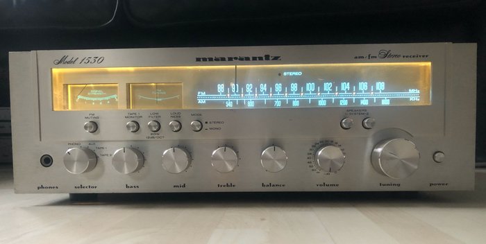 Marantz - 1530 - Stereo receiver