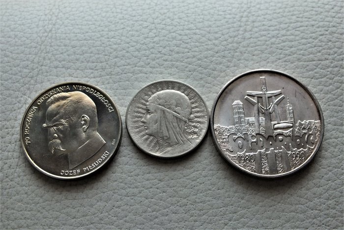 Pologne. 3 Coins 1933-1990