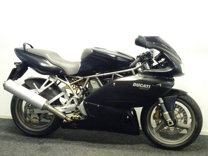 Ducati - 750 SS - Super Sport - 2001