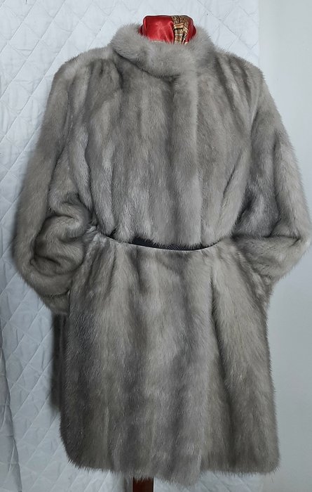Artisan Furrier - Mink Fur coat - Made in: France - Catawiki