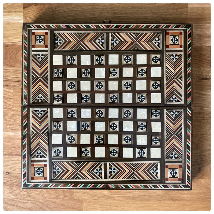 Helena wood art - Backgammon och schack (1) - Bysantisk - Pärlemor, Trä