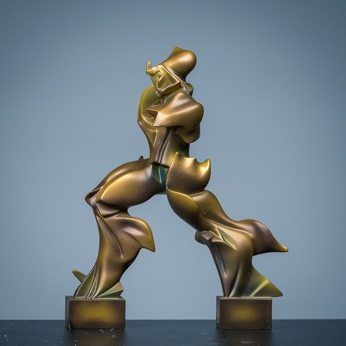 Umberto Boccioni (1882-1916) - Figur - Futuristic man -Umberto Boccioni (1882-1916) - Parastein