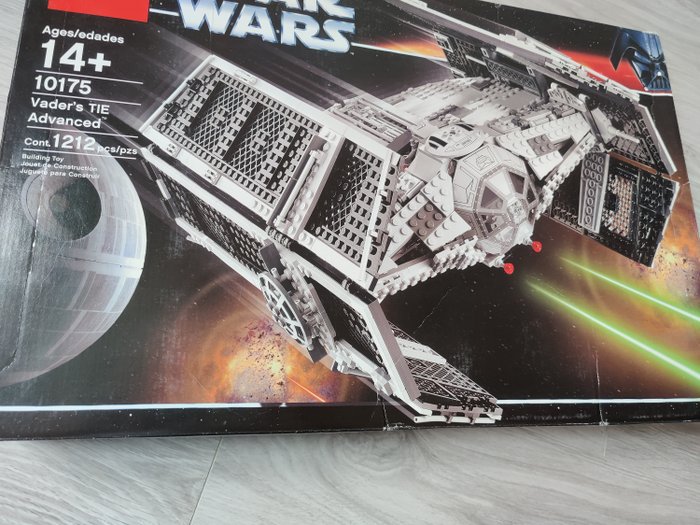 LEGO - Star Wars - 10175 - Spaceship Vader's TIE Advanced UCS - 2000-present - France