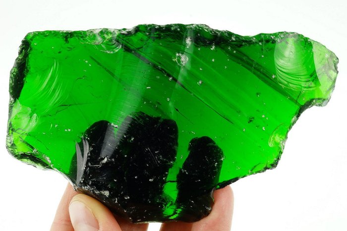 Vaso OBSIDIANO verde también llamada piedra ANDARA - piedra de tercera dimensión - 146×87×33 mm - 507 g