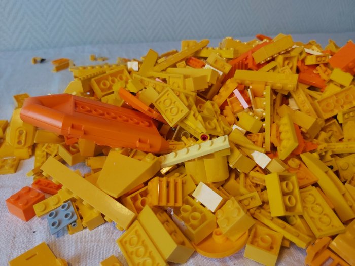 500 g de assortis jaune lego 