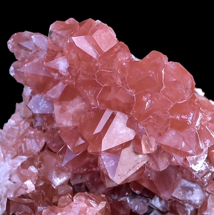 Cuarzo rosa cristalizado raro de primera calidad de Argentina - 6.8×4.7×4.6 cm - 140 g