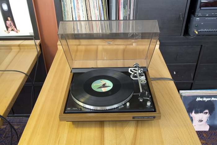 Dual - 704 - Direct Drive - Turntable