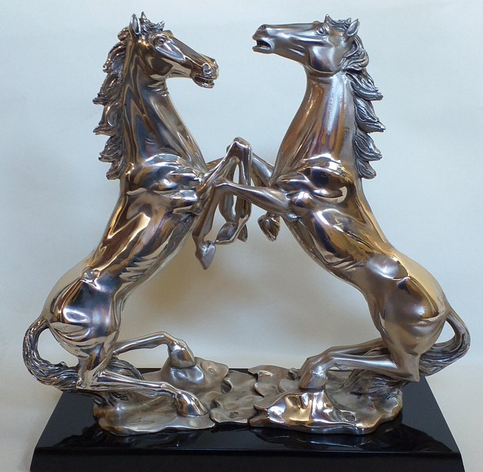 Elisei - Linea argenti - Raspanti heste skulptur (1) - Forsølvning