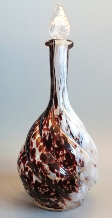LEGRAS (1839-1916) - Art Nouveau decanter with twisted and variegated decoration - Circa 1890