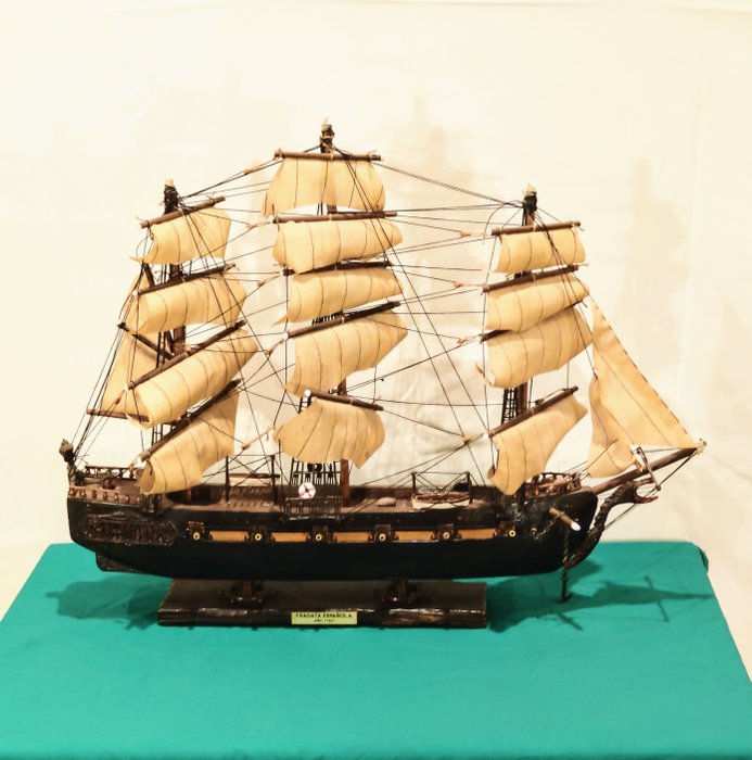 Skibsmodel, Spansk fregat år 1780 - Træ