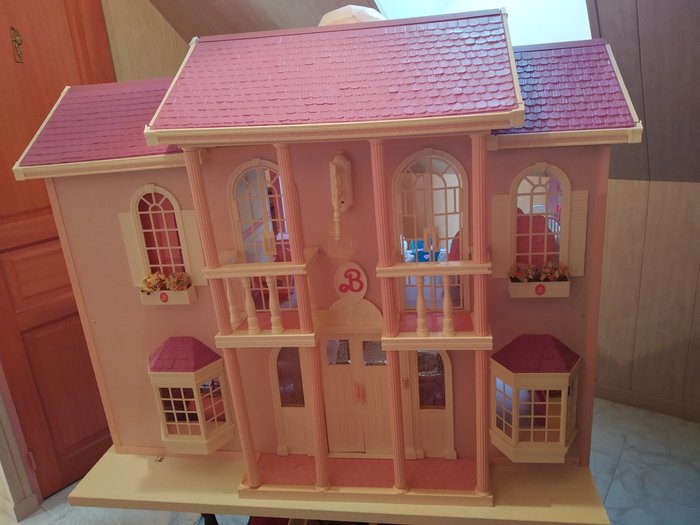 Barbie - Magical mansion - Nukkekoti 500 - 1980-1989