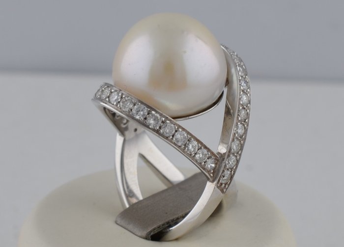 18 kt. Freshwater pearl, White gold - Ring - 21.35 ct - Diamonds