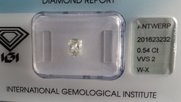 1 pcs Diamond - 0.54 ct - cushion - W-X light yellow - VVS2