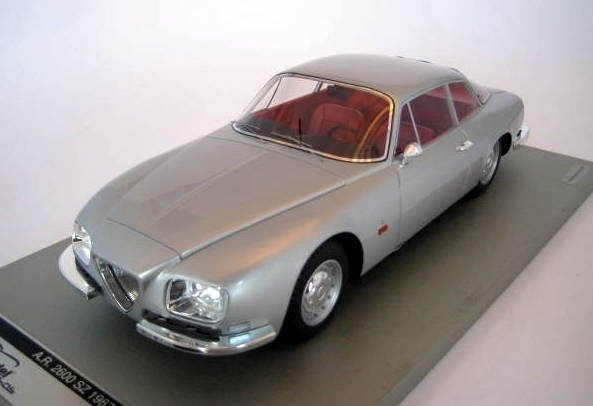 Tecnomodels (Mythos) - 1:18 - Alfa Romeo 2600 Sprint Zagato (SZ) Silvermetallic 1967 - Gelimiteerd 42/70 Stuks - Mint Boxed
