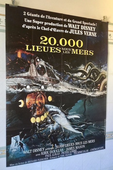 20,000 leagues under the sea, 1954 - Kirk Douglas / Peter Lorre - poster - original 1979 French cinema Re-release