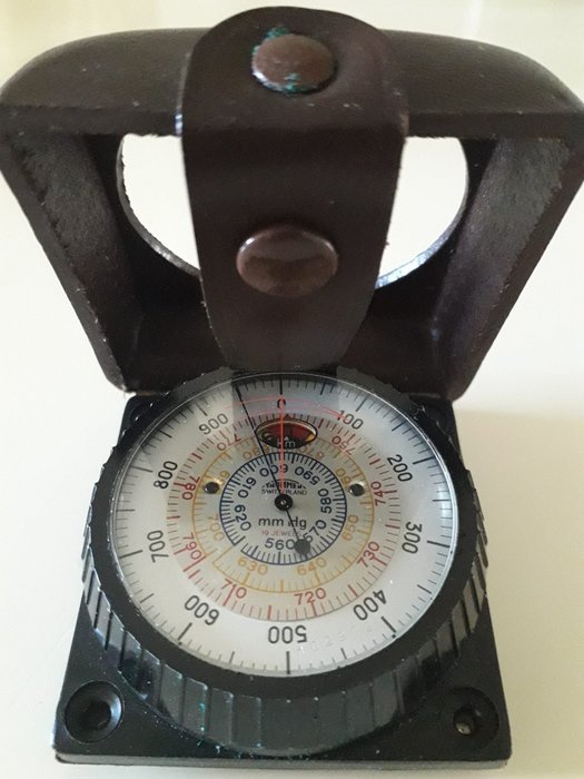 Thommen - Revue Thommen - Old THOMMEN altimeter and barometer (1) - Contemporary - Composite
