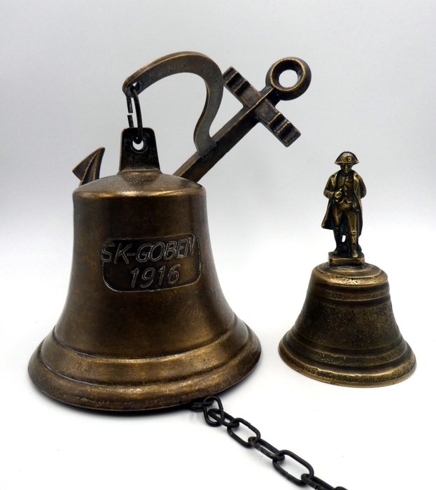 Coppia di campane: SK GOBEN 1916 & Campanella con figura di Napoleone come manico - Ottone