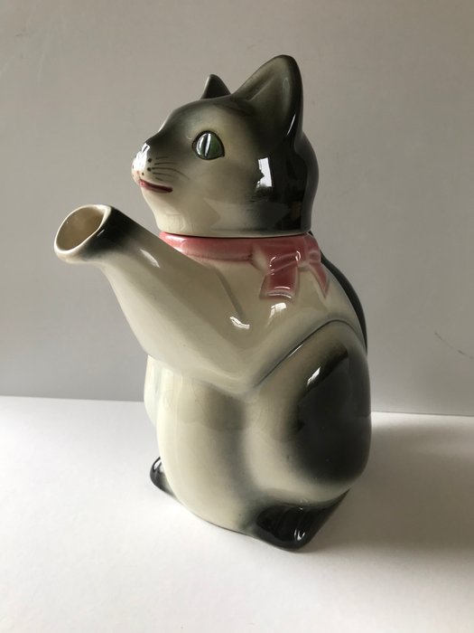 Image 3 of Cortendorf - Teapot in the shape of a cat